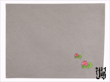 다포 연꽃자수(숯) 45.5x32